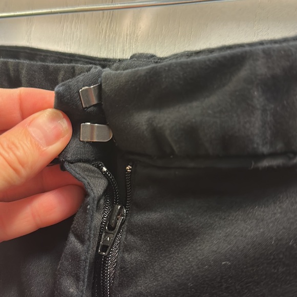 Lane Bryant Black Shorts Cotton/Spandex Blend. Size 28 - Picture 3 of 5